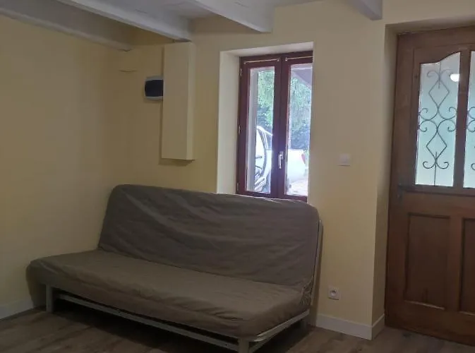 Les Petits Volets Bleus Holiday home Bouchet (Drome)
